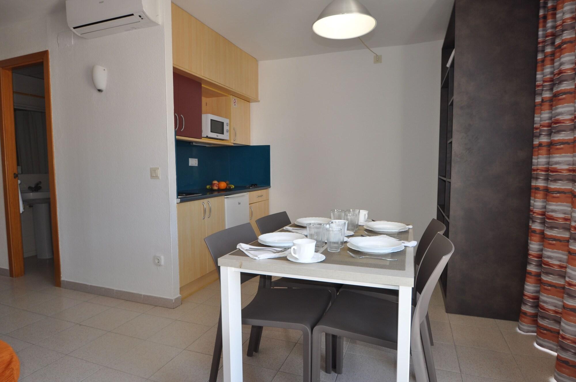 Aparthotel Safari 2*